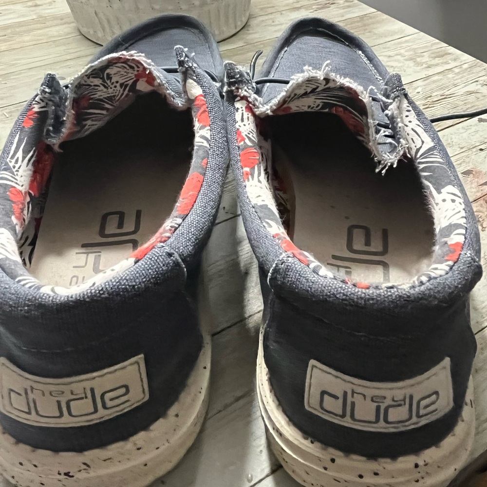 Hey Dude Wally shoes